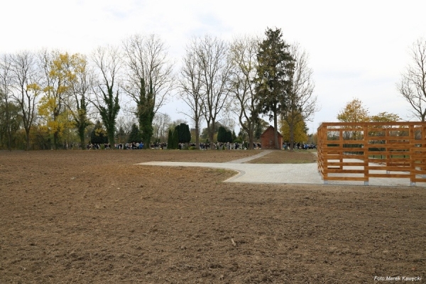 Zagospodarowanie nowej części cmentarza we Wrzosowie